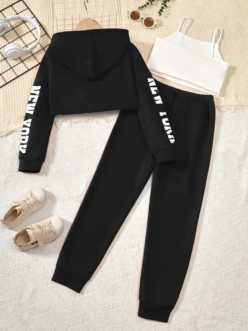 Crop Hoodie, Cami Top & Jogginghose Set