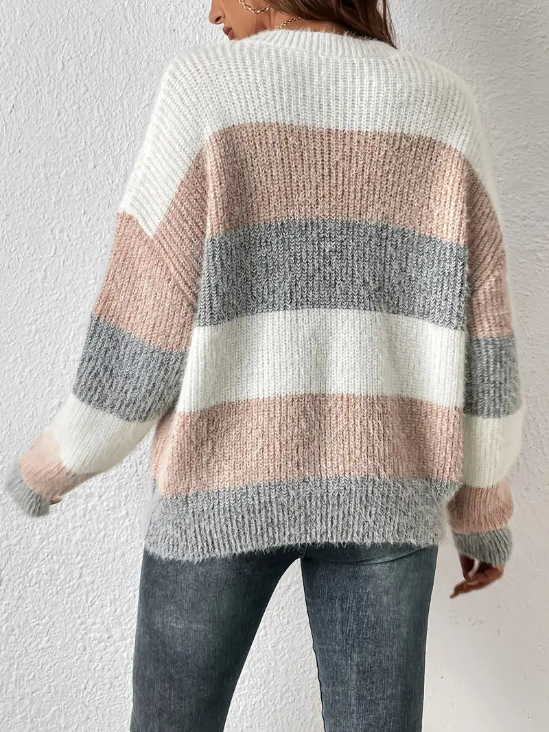 Gestreifter Pullover mit Rundhalsausschnitt