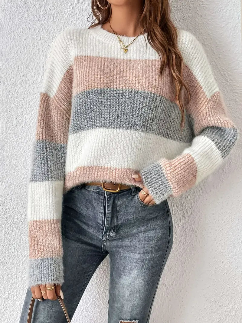 Gestreifter Pullover mit Rundhalsausschnitt