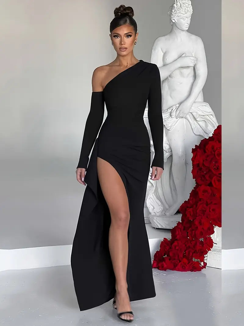 Elegantes Off-Shoulder Kleid mit hohem Schlitz