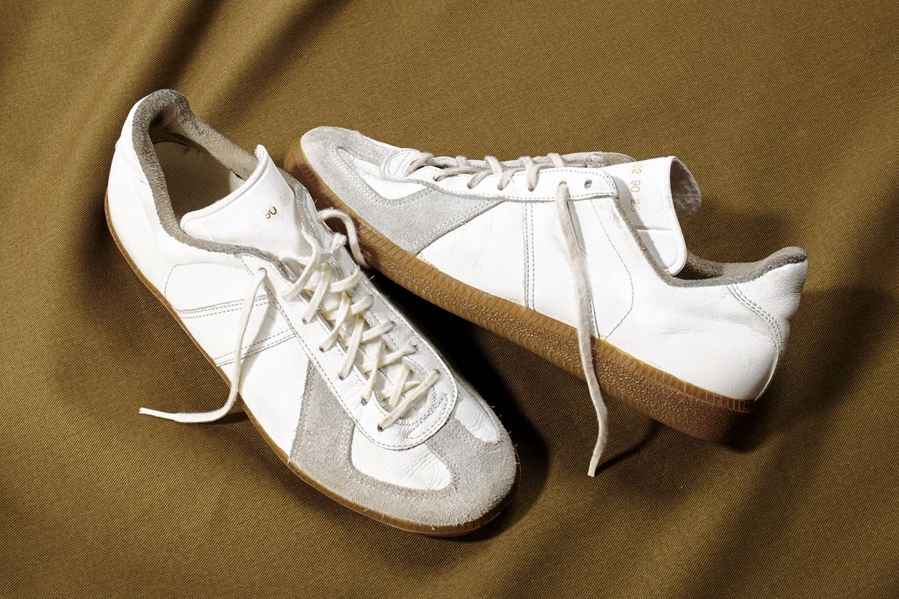 CLASSICS BY ZEITLOS