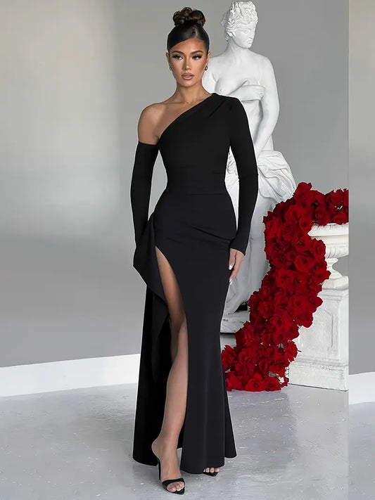 Elegantes Off-Shoulder Kleid mit hohem Schlitz