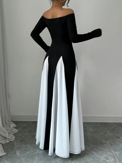 Schwarzes und Weißes Symphonie-Kleid